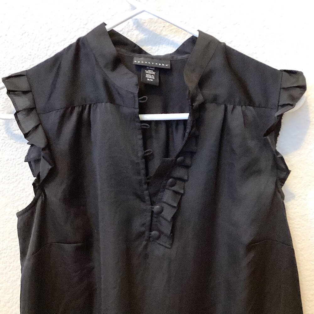 Black Sleeveless Blouse with Ruffled Hem and Buttons, V Neck Office Small
